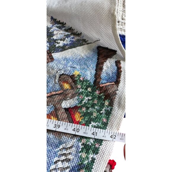 42" Round Tablecloth Needlepoint Handmade Winter Scene no stains - Picture 4 of 4
